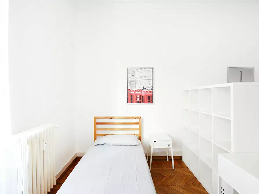 Immagine 6 di Camera condivisa in affitto  in Via Raimondo Franchetti a Milano