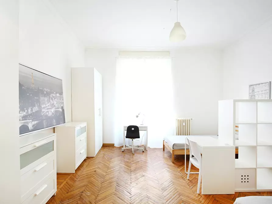 Immagine 2 di Camera condivisa in affitto  in Via Raimondo Franchetti a Milano