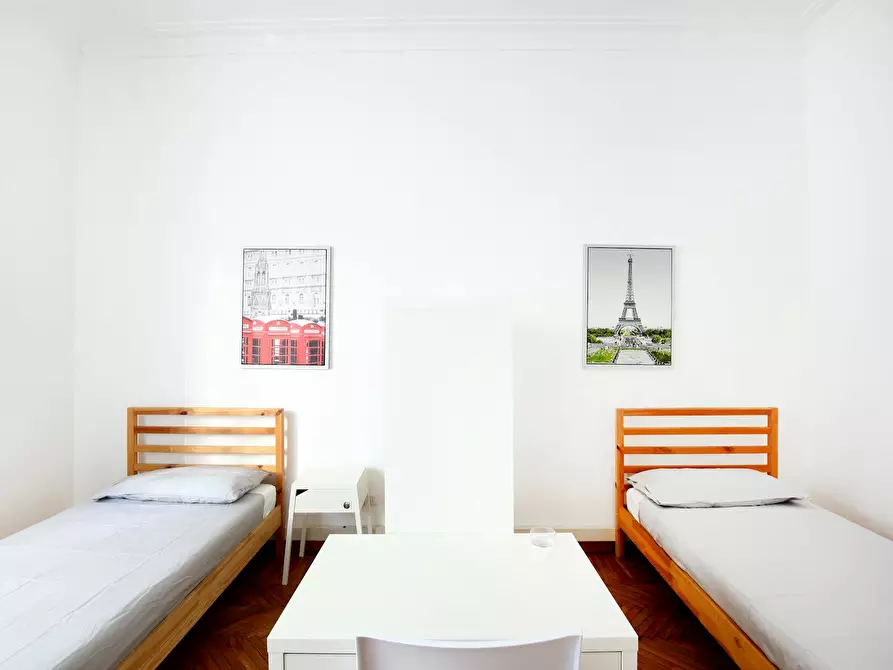 Immagine 5 di Camera condivisa in affitto  in Via Raimondo Franchetti a Milano