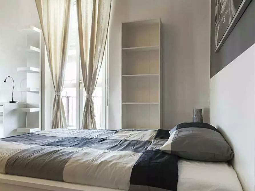 Immagine 8 di Camera in affitto  in Via Pellegrino Rossi a Milano