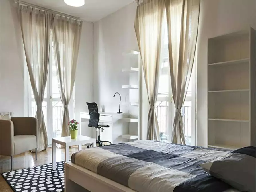 Immagine 5 di Camera in affitto  in Via Pellegrino Rossi a Milano