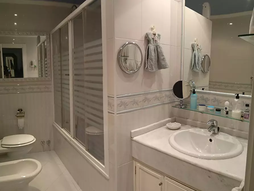 Immagine 1 di Camera in affitto  in Calle de Colón a Cuenca