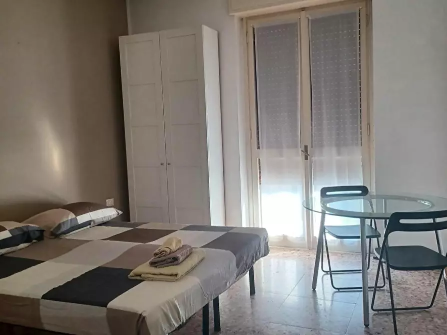Immagine 9 di Camera in affitto  in Via Carlo Antonio Carlone a Milano