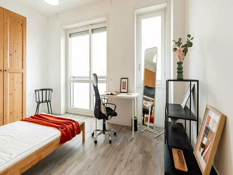 Immagine 6 di Camera in affitto  in Via Gaetano Braga a Milano