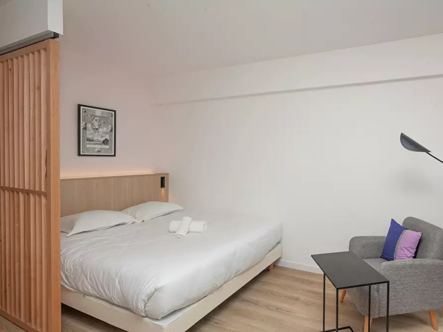 Immagine 3 di Appartamento in affitto  in Rue Washington a Paris 08
