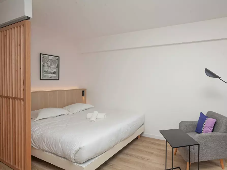 Immagine 2 di Appartamento in affitto  in Rue Washington a Paris 08