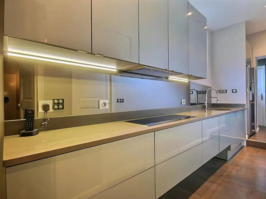 Immagine 8 di Appartamento in affitto  in Avenue de Malakoff a Paris 16