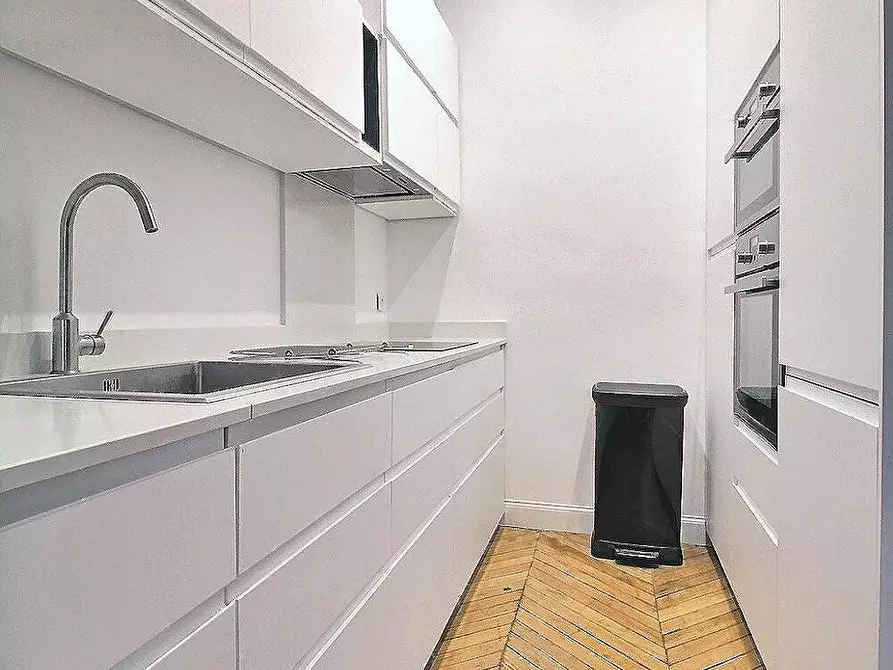 Immagine 8 di Appartamento in affitto  in Rue Monge a Paris 05