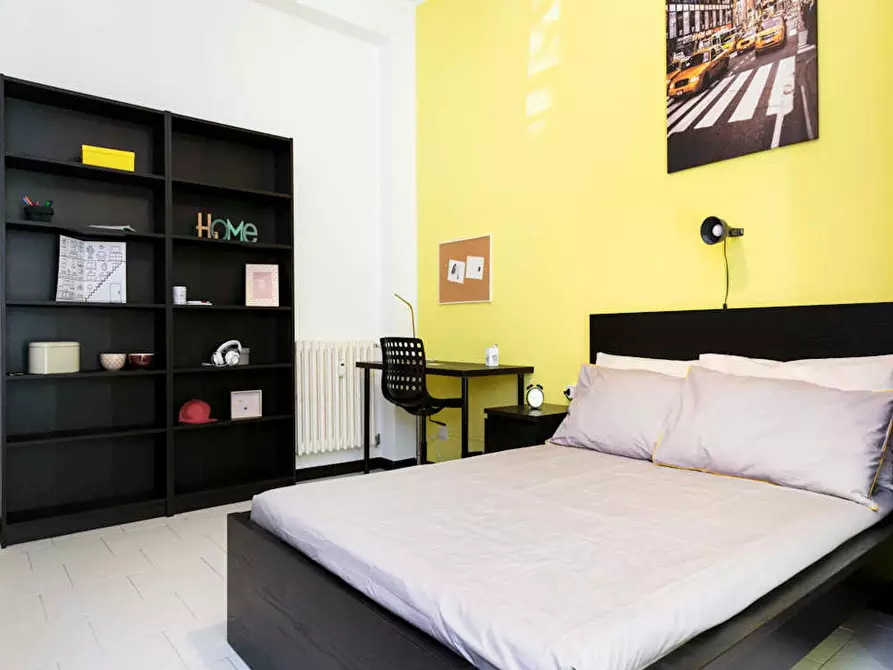 Immagine 1 di Camera in affitto  in Via Garegnano a Milano