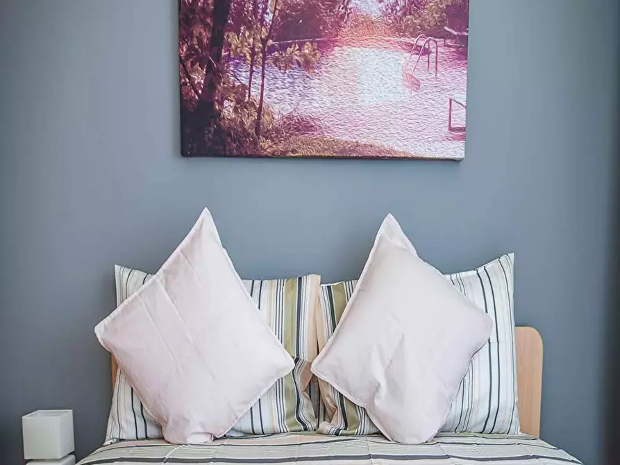 Immagine 1 di Camera in affitto  in Via Vittorio Gassman a Milano