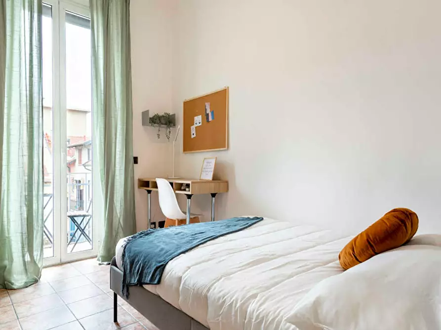 Immagine 1 di Camera in affitto  in Via Giorgio Briano a Milano