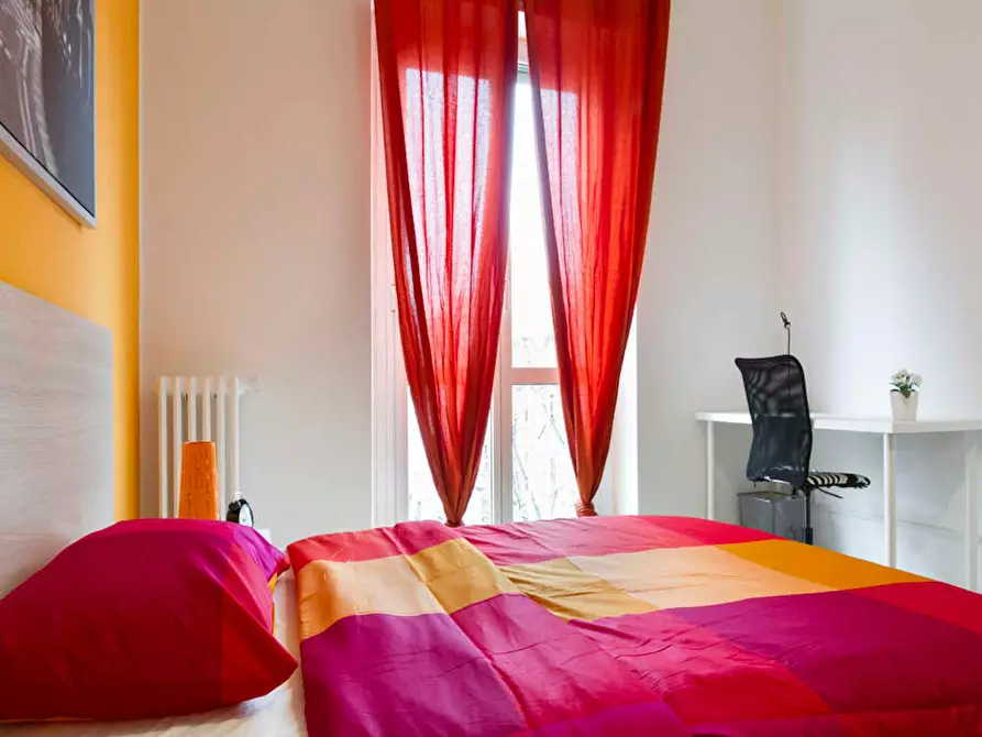 Immagine 5 di Camera in affitto  in Via Giovanni Pezzotti a Milano