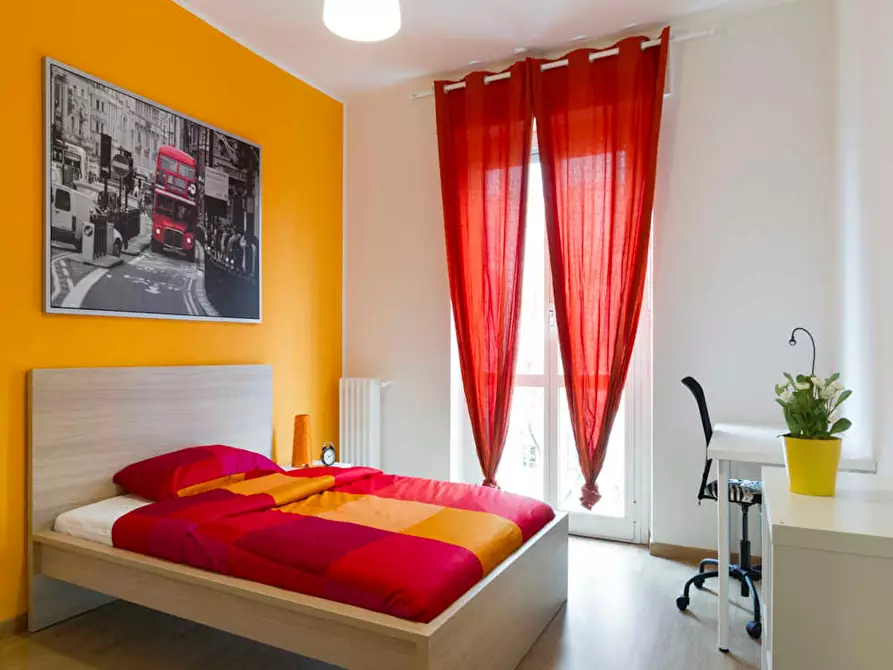 Immagine 4 di Camera in affitto  in Via Giovanni Pezzotti a Milano