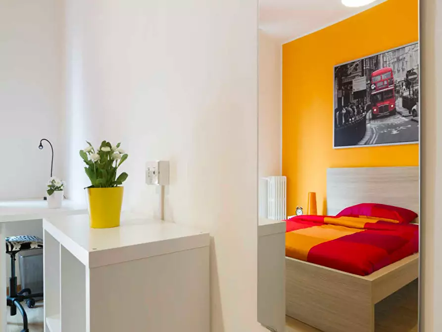 Immagine 7 di Camera in affitto  in Via Giovanni Pezzotti a Milano