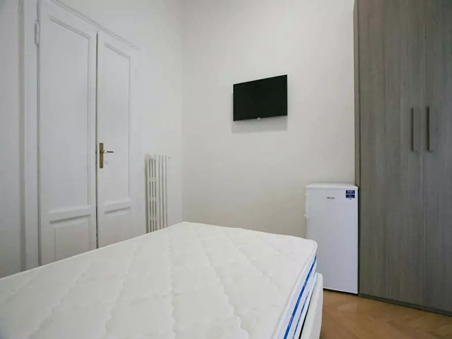 Immagine 2 di Camera in affitto  in Piazza Maria Adelaide di Savoia a Milano