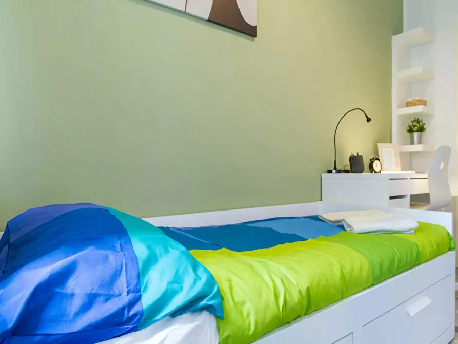 Immagine 2 di Camera in affitto  in Via Salvatore Barzilai a Milano