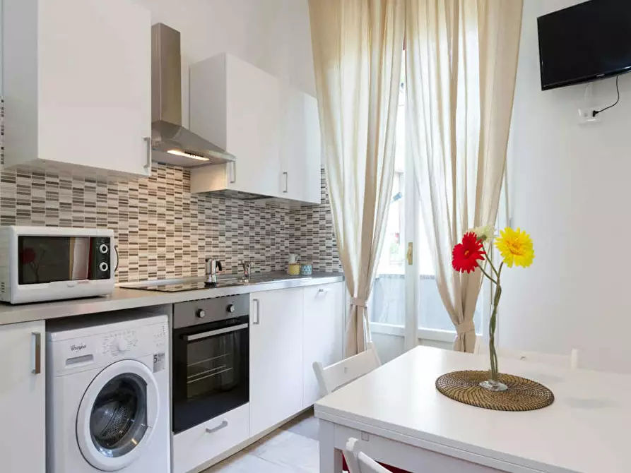 Immagine 8 di Camera in affitto  in Via Salvatore Barzilai a Milano