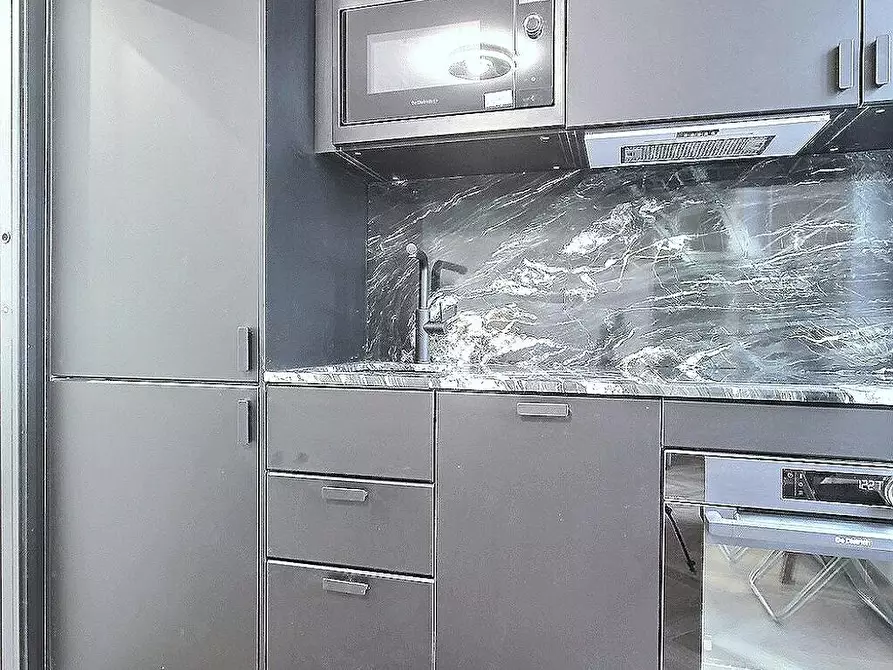 Immagine 7 di Appartamento in affitto  in Rue Bosquet a Paris 07