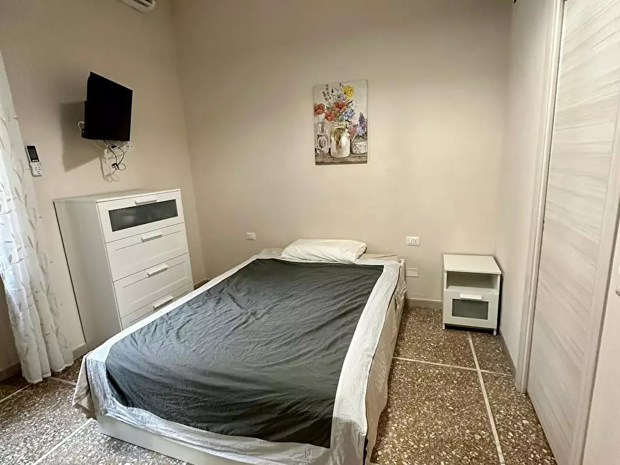 Immagine 3 di Camera in affitto  in Via Cesare Rasponi a Roma