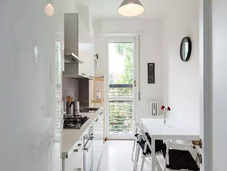 Immagine 8 di Camera in affitto  in Via dei Mandorli a Buccinasco