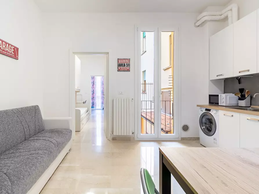Immagine 2 di Appartamento in affitto  in Via San Carlo a Bologna