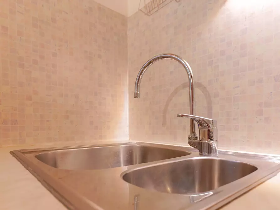 Immagine 7 di Appartamento in affitto  in Via Mirasole a Bologna