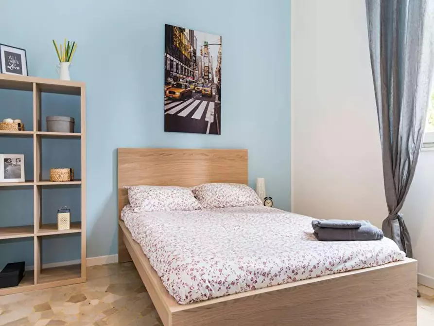 Immagine 2 di Camera in affitto  in Via Salvatore Barzilai a Milano