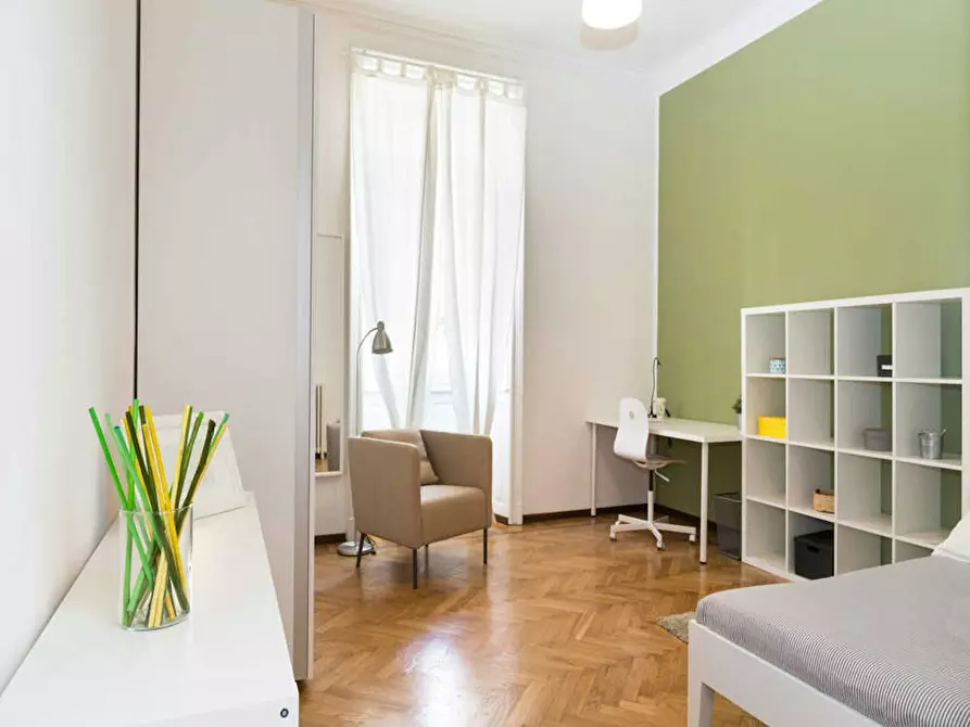 Immagine 4 di Camera in affitto  in Via Andrea Costa a Milano