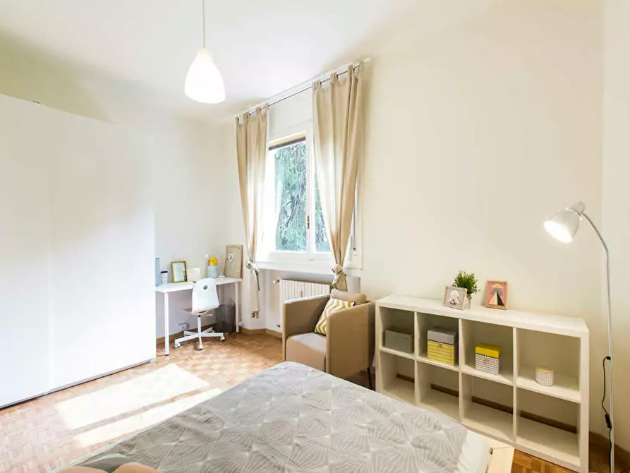 Immagine 3 di Camera in affitto  in Via Leone Tolstoi a Milano