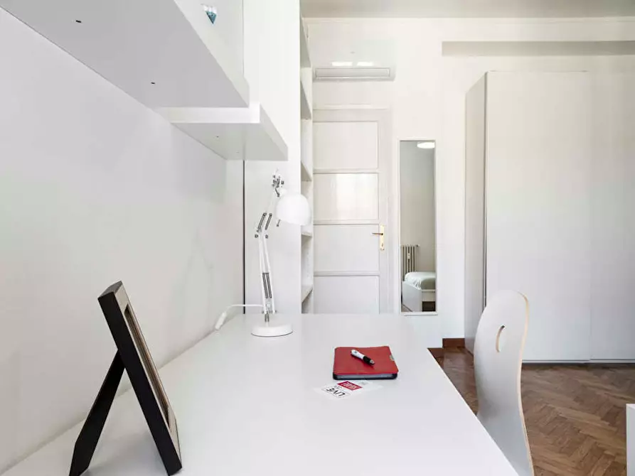 Immagine 4 di Camera in affitto  in Viale Monza a Milano