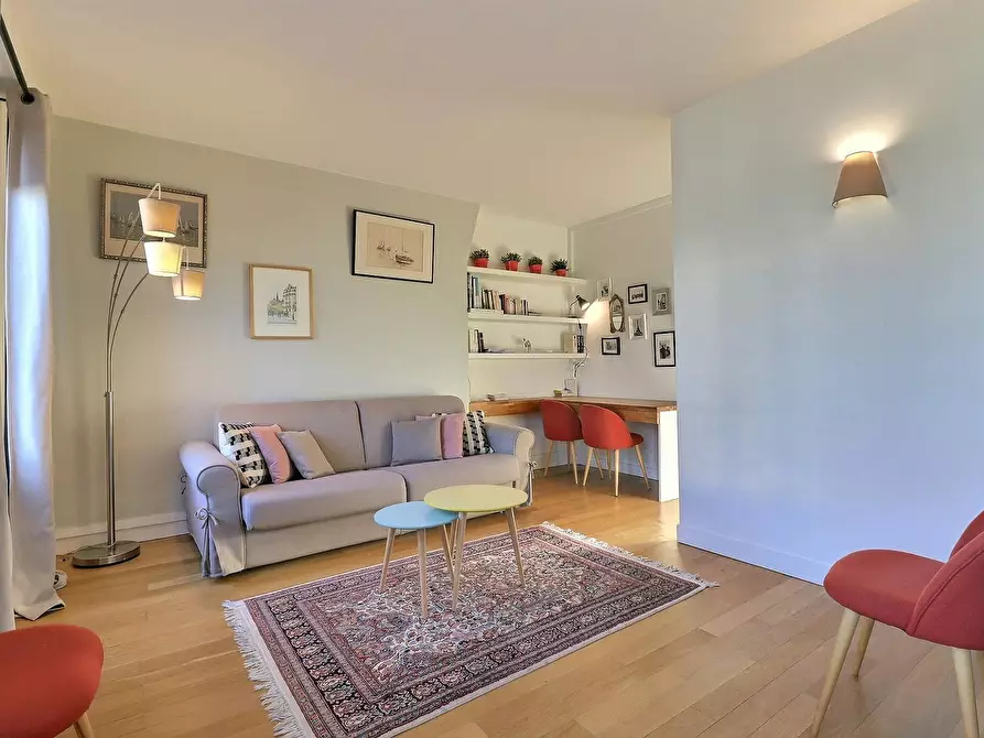 Immagine 1 di Appartamento in affitto  in Avenue Trudaine a Paris