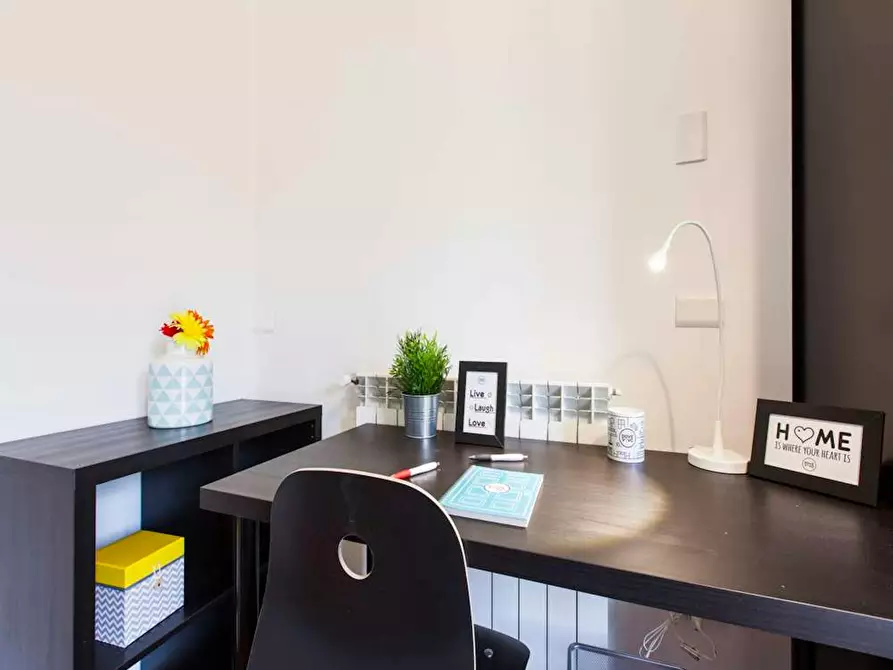 Immagine 6 di Camera in affitto  in Via Privata San Martiniano a Milano