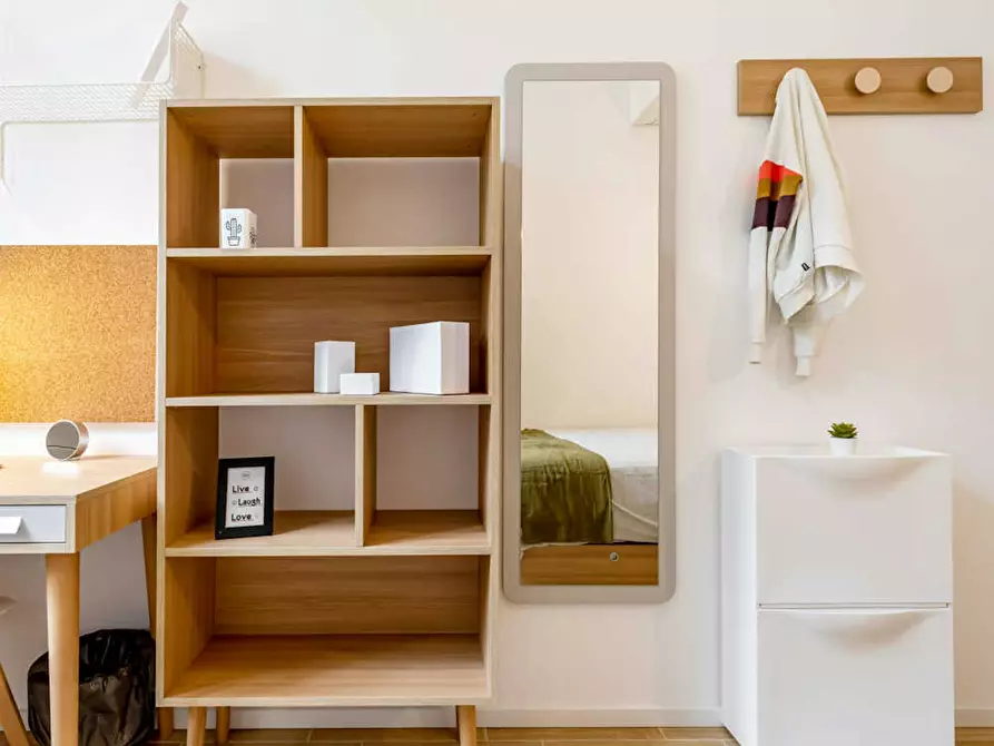 Immagine 5 di Camera in affitto  in Via Carlo Pedrotti a Torino