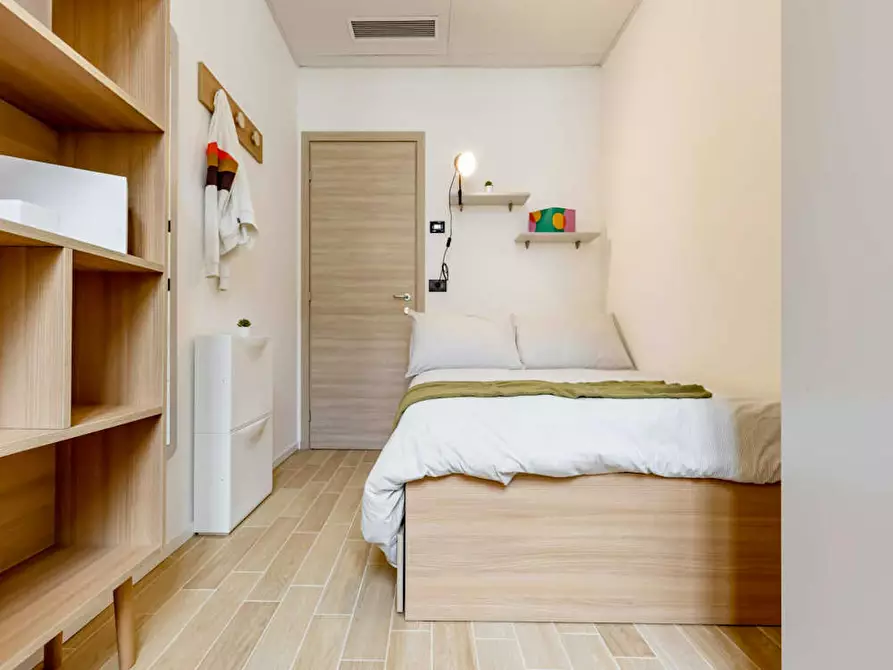 Immagine 2 di Camera in affitto  in Via Carlo Pedrotti a Torino