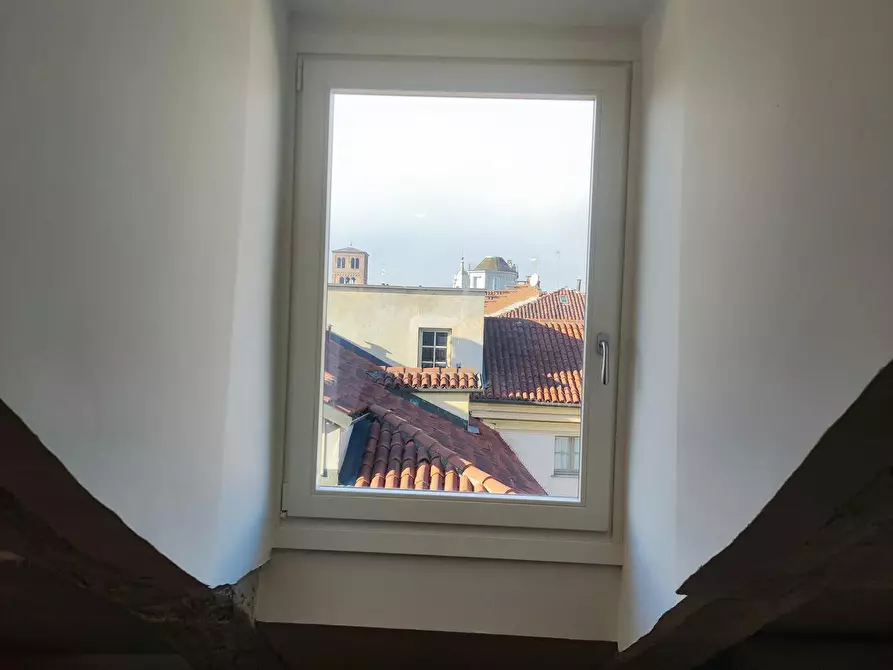 Immagine 4 di Appartamento in affitto  in Piazza della Repubblica a Torino