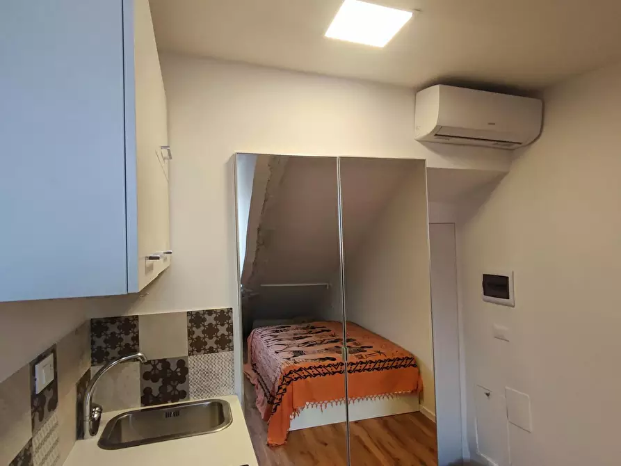 Immagine 6 di Appartamento in affitto  in Piazza della Repubblica a Torino