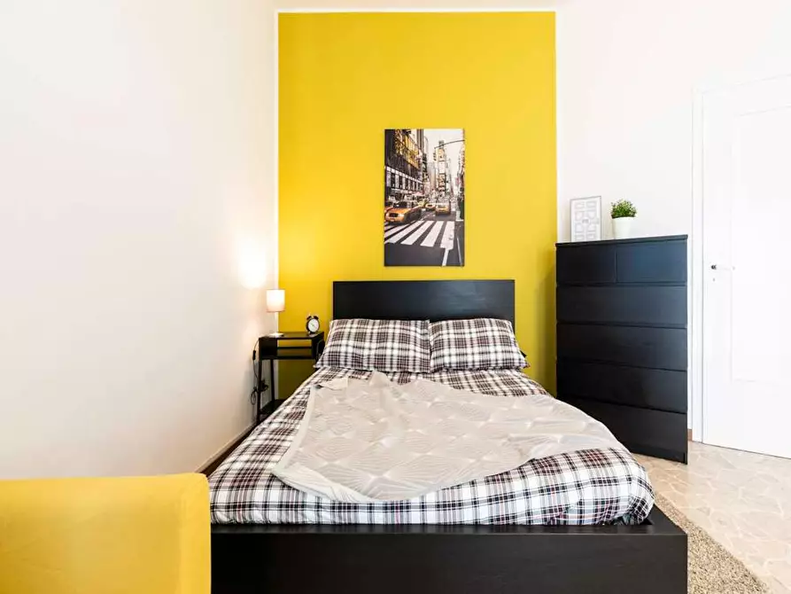 Immagine 2 di Camera in affitto  in Via Delle Betulle a Milano