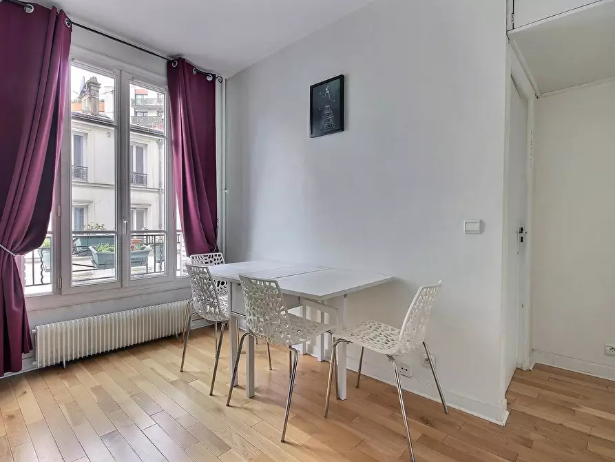 Immagine 6 di Appartamento in affitto  in Rue Gustave Rouanet a Paris 18