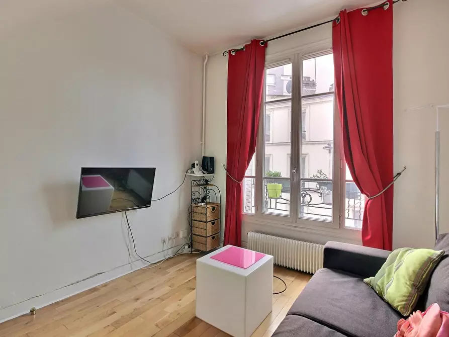 Immagine 4 di Appartamento in affitto  in Rue Gustave Rouanet a Paris 18