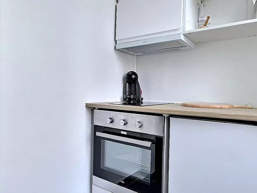 Immagine 7 di Appartamento in affitto  in Villa Compoint a Paris 17