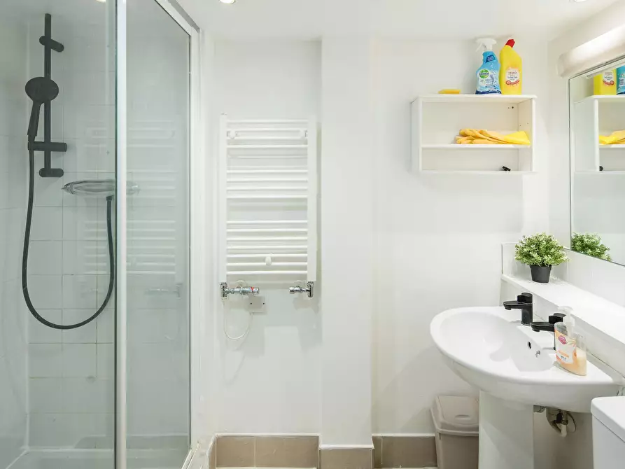 Immagine 8 di Appartamento in affitto  in Cadogan Road a Eltham