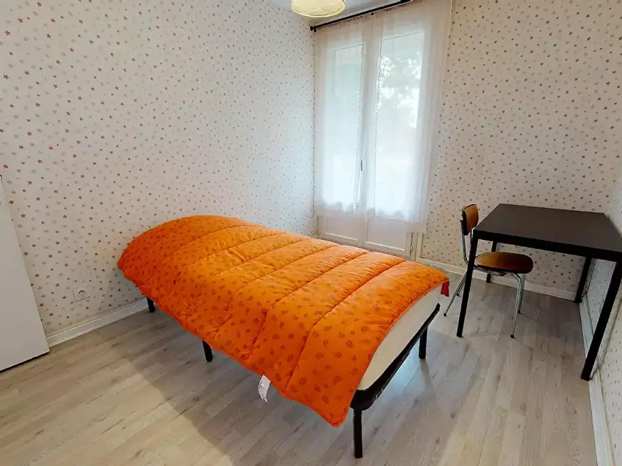 Immagine 2 di Camera in affitto  in Rue Alfred Brinon a Villeurbanne