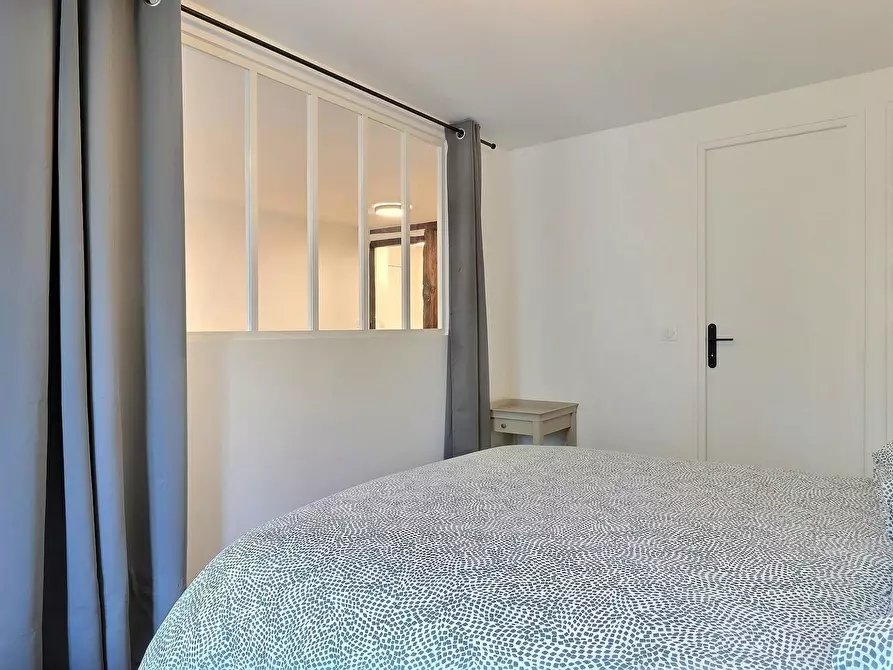 Immagine 7 di Appartamento in affitto  in Rue de Sèvres a Paris