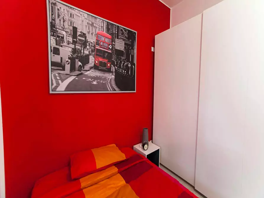 Immagine 2 di Camera in affitto  in Via Beato Angelico a Milano