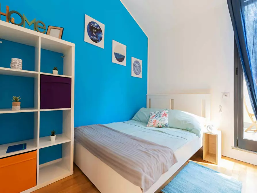 Immagine 2 di Camera in affitto  in Via dei Fontanili a Milano