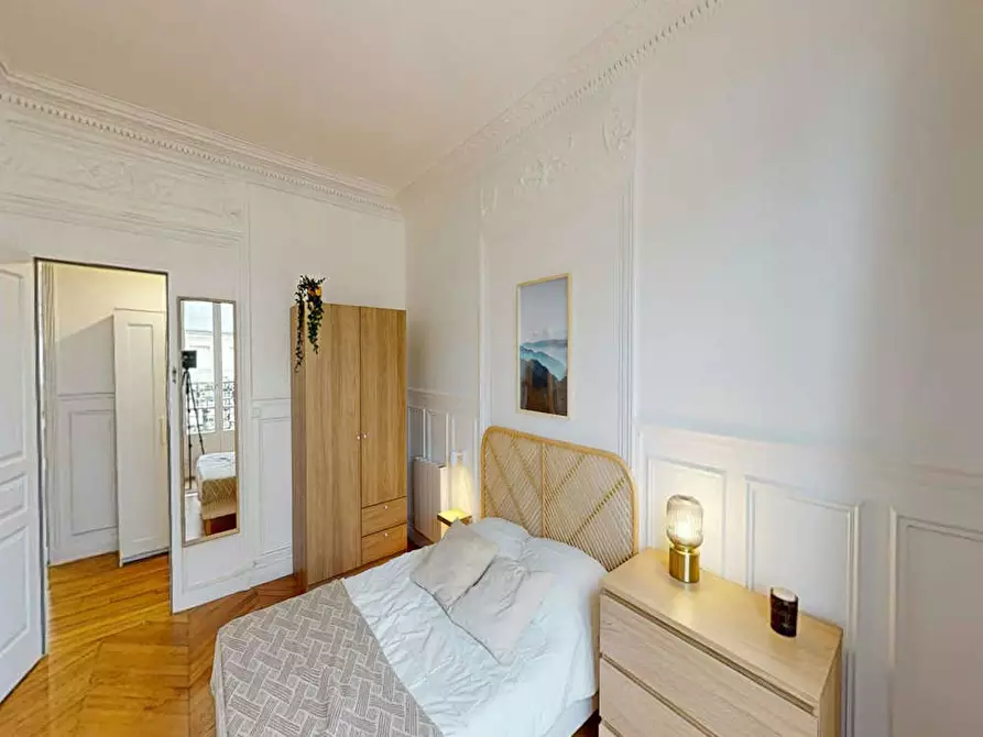 Immagine 2 di Camera in affitto  in Rue Chaligny a Paris