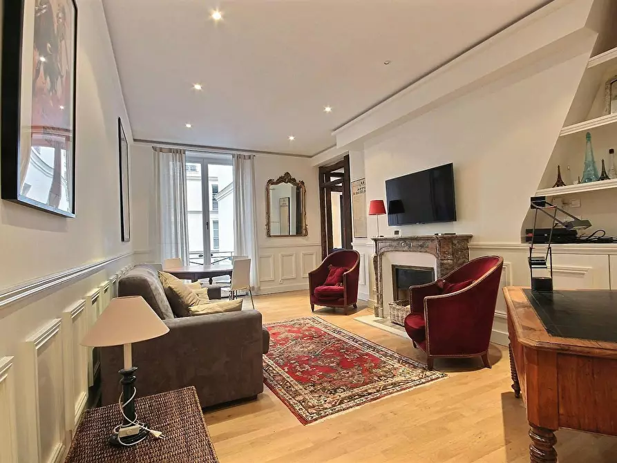 Immagine 4 di Appartamento in affitto  in Rue d'Aboukir a Paris