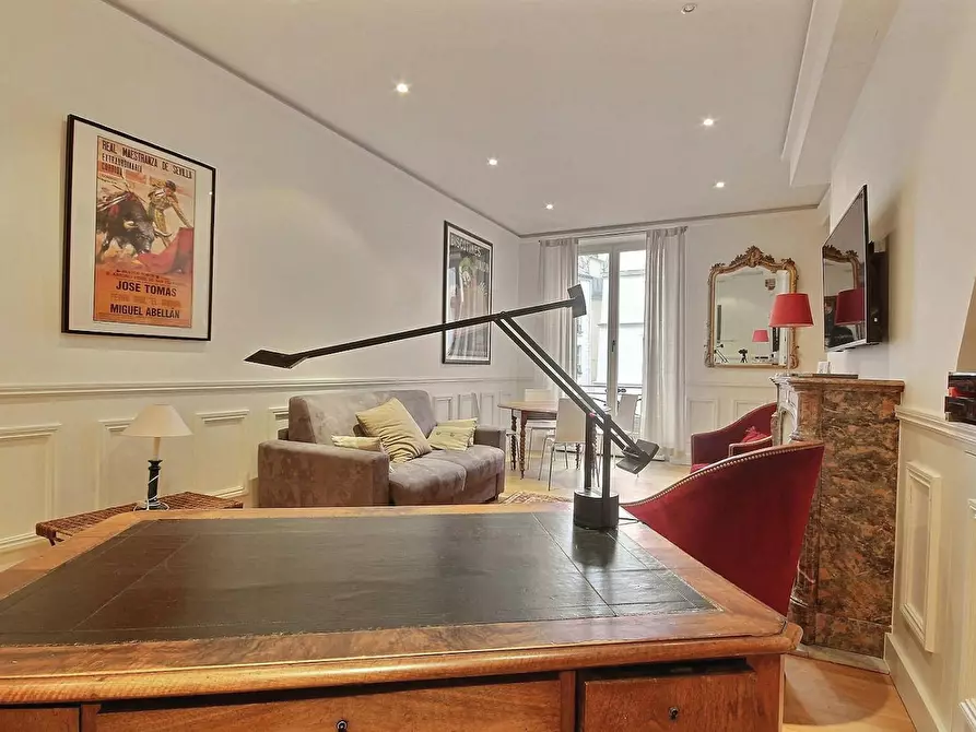 Immagine 7 di Appartamento in affitto  in Rue d'Aboukir a Paris