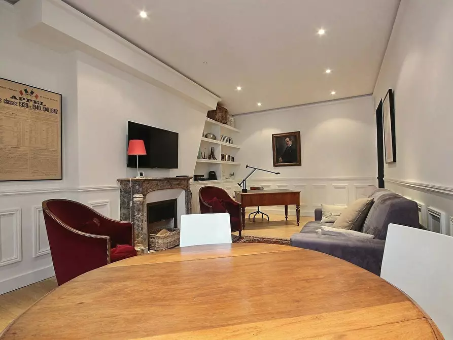 Immagine 5 di Appartamento in affitto  in Rue d'Aboukir a Paris