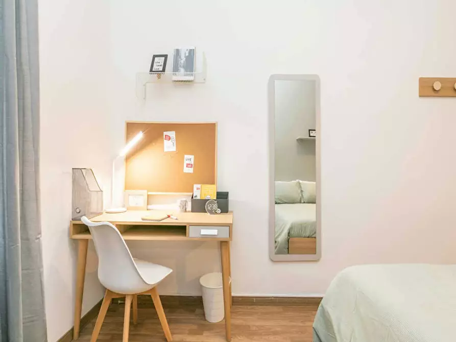 Immagine 4 di Camera in affitto  in Corso di Porta Vittoria a Milano